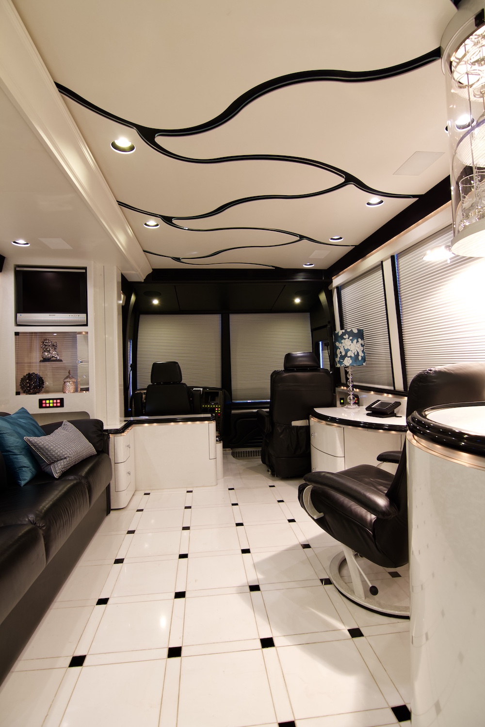 2007 Prevost Marathon XLII For Sale