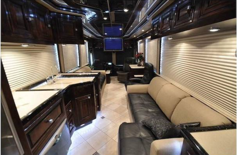 2008 Prevost Outlaw XLII For Sale