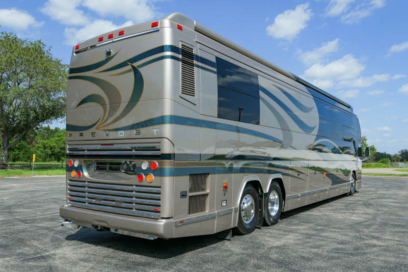 2007 Prevost Parliament H3-45 For Sale