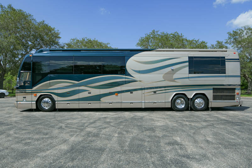 2007 Prevost Parliament H3-45 For Sale