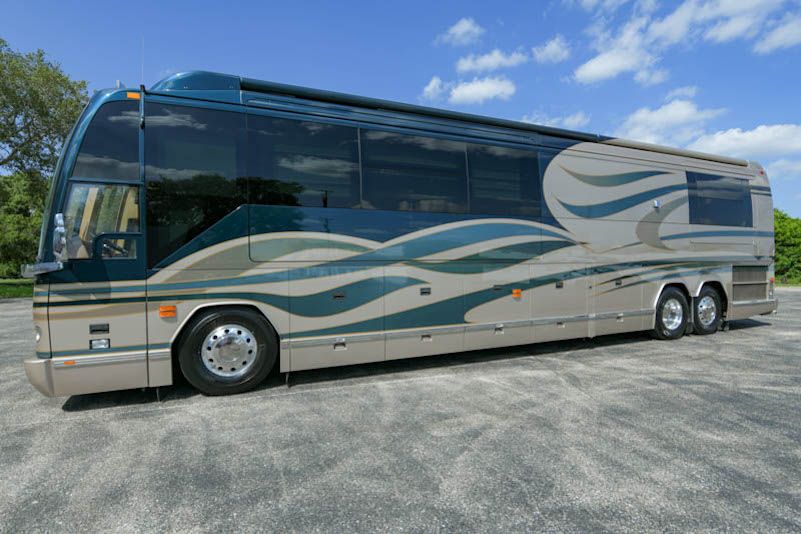 2007 Prevost Parliament H3-45 For Sale