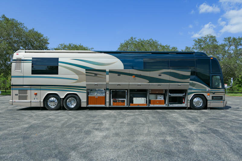 2007 Prevost Parliament H3-45 For Sale