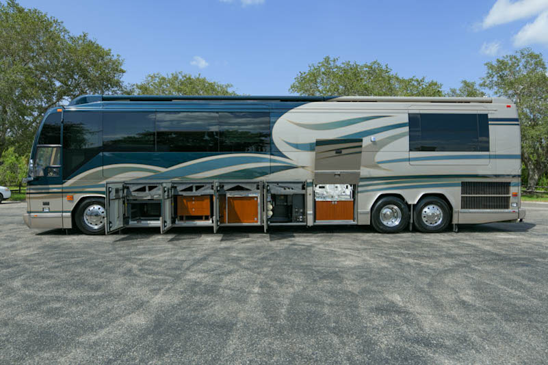 2007 Prevost Parliament H3-45 For Sale