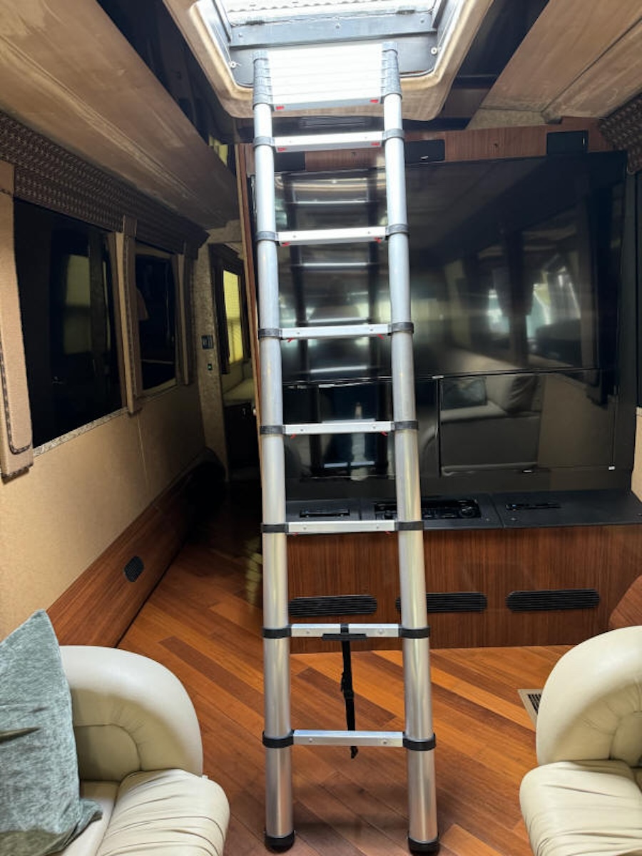 2007 Prevost  XLII For Sale