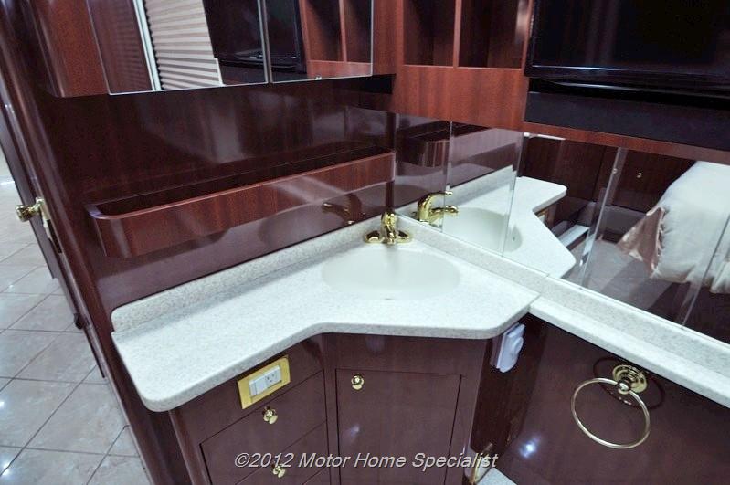 2008 Prevost Heritage XLII 40 For Sale