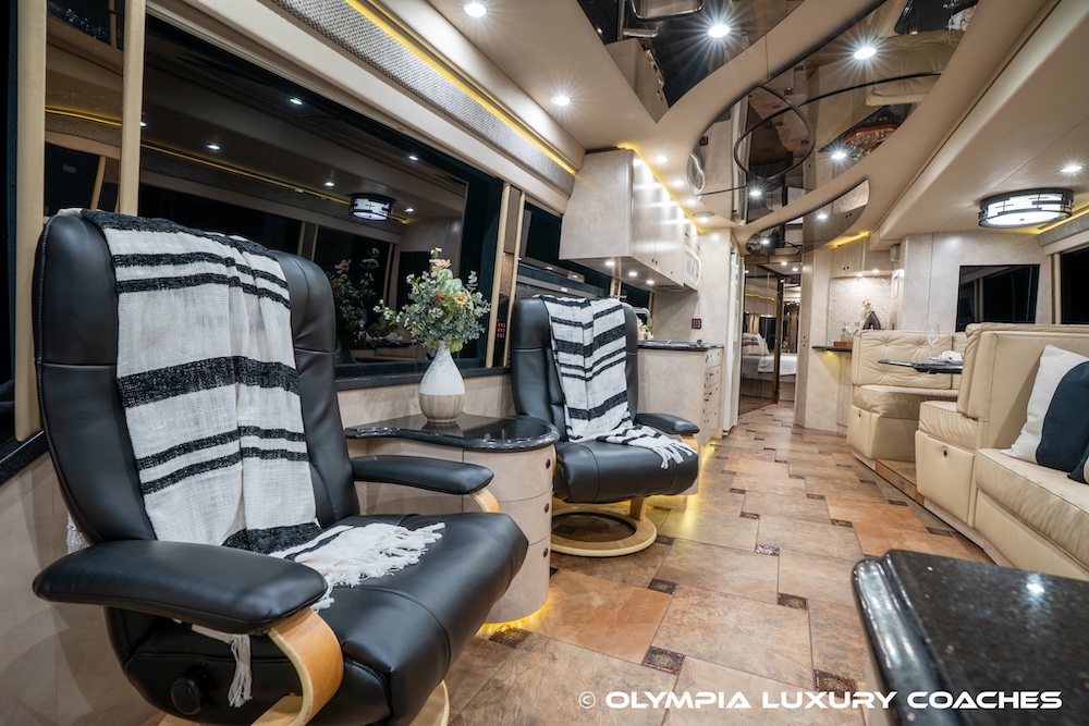 2008 Prevost Amadas H3-45 For Sale