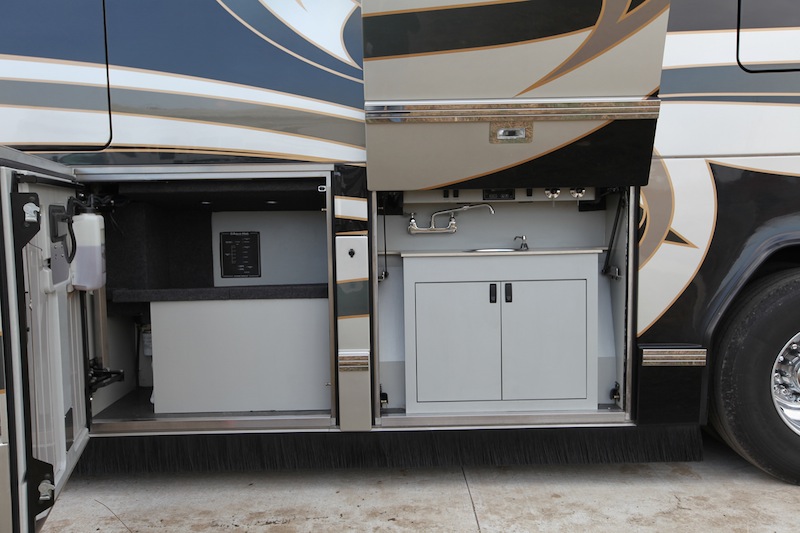 2008 Prevost Amadas H3-45 For Sale