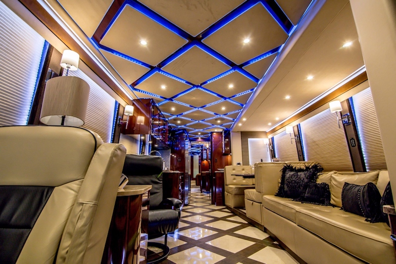 2008 Prevost Amadas XLII For Sale