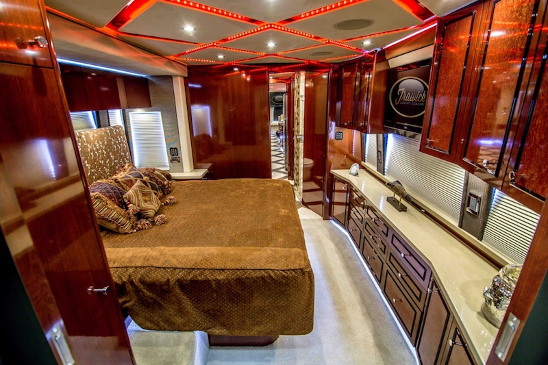 2008 Prevost Amadas XLII For Sale