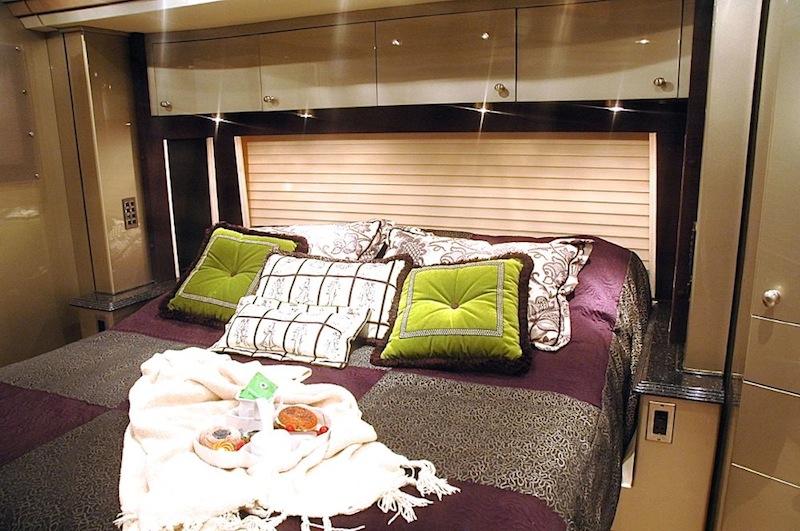 2008 Prevost Country Coach XLII For Sale