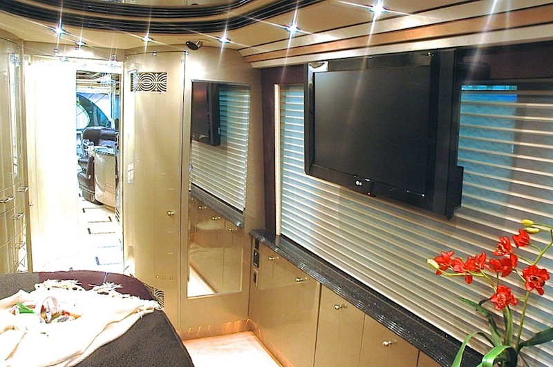 2008 Prevost Country Coach XLII For Sale