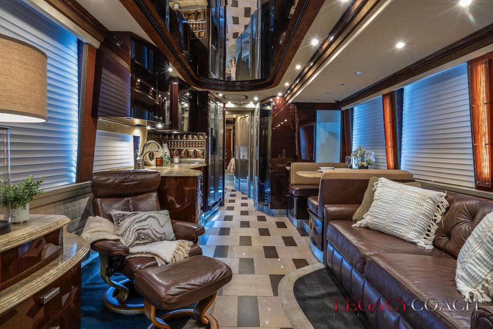 2008 Prevost Country Coach XLII For Sale