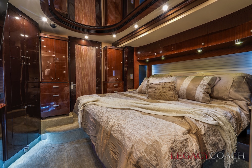 2008 Prevost Country Coach XLII For Sale