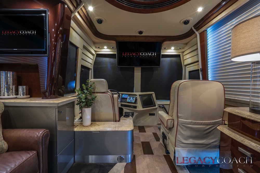 2008 Prevost Country Coach XLII For Sale