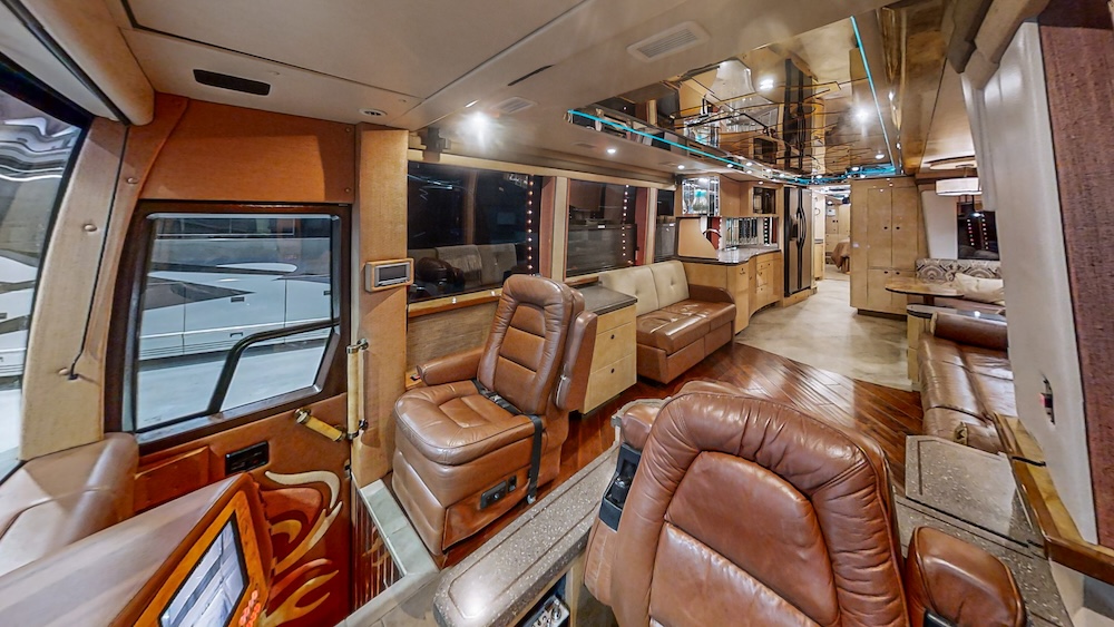 2008 Prevost Featherlite XLII For Sale