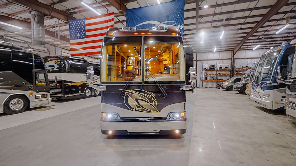 2008 Prevost Featherlite XLII For Sale