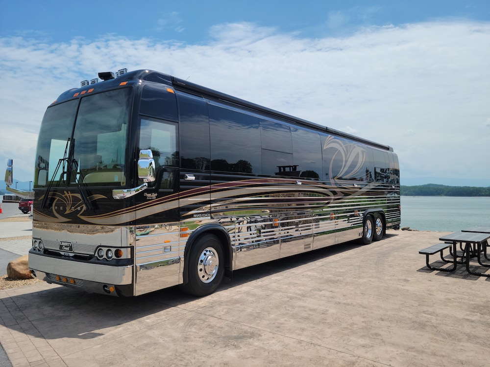 2008 Prevost Liberty XLII For Sale