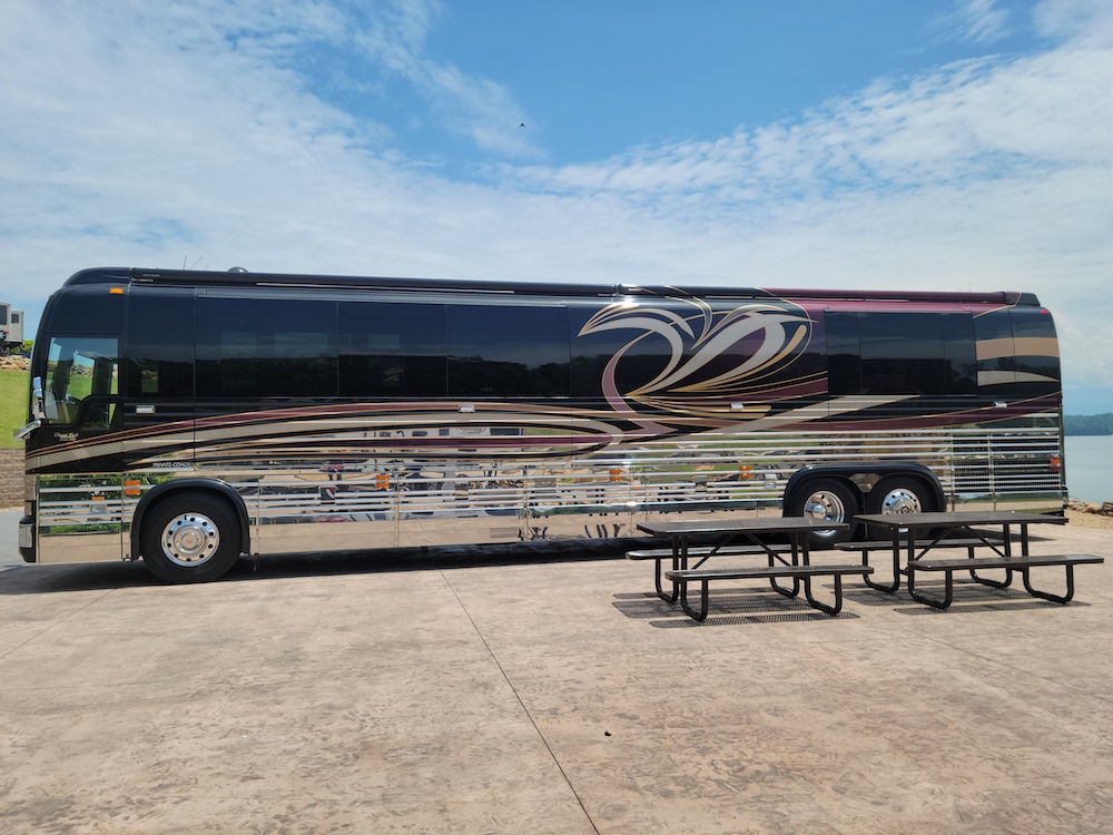 2008 Prevost Liberty XLII For Sale