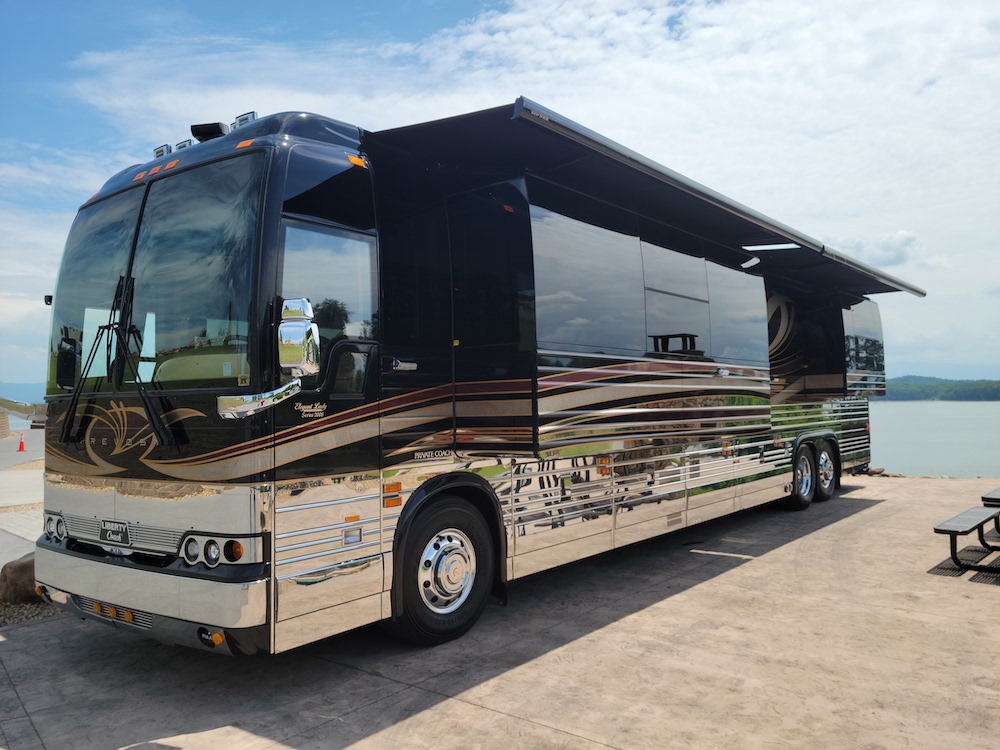 2008 Prevost Liberty XLII For Sale