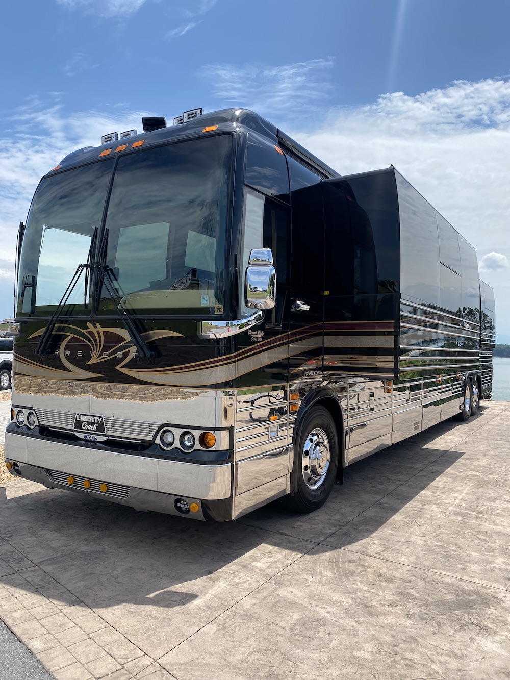 2008 Prevost Liberty XLII For Sale