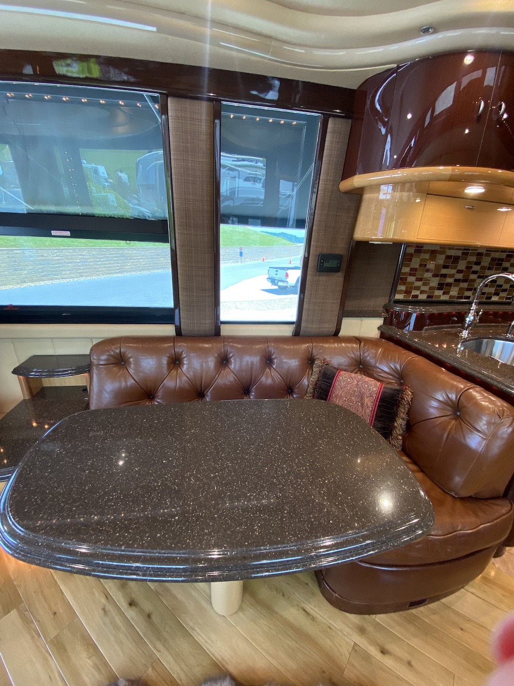 2008 Prevost Liberty XLII For Sale