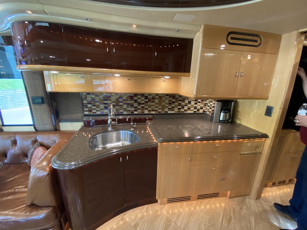 2008 Prevost Liberty XLII For Sale