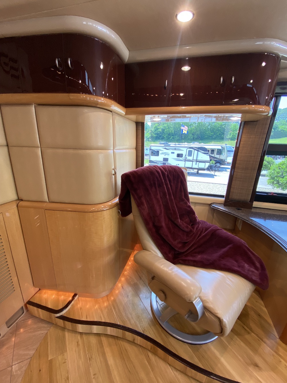 2008 Prevost Liberty XLII For Sale