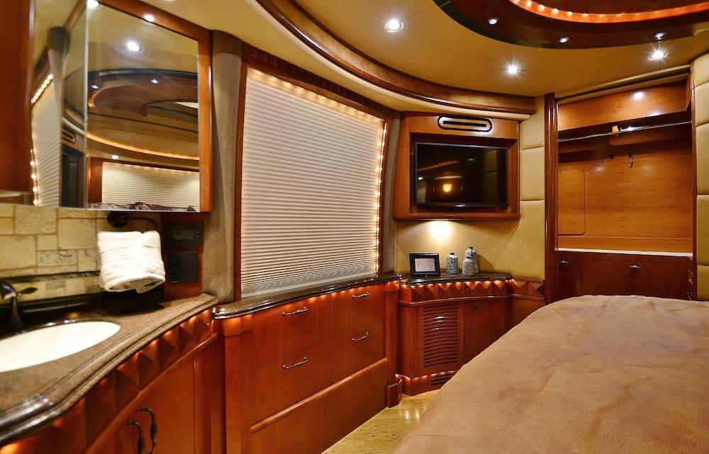 2008 Prevost Liberty XLII For Sale