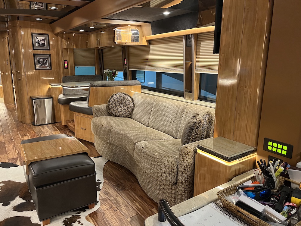 2008 Prevost Marathon H3-45 For Sale