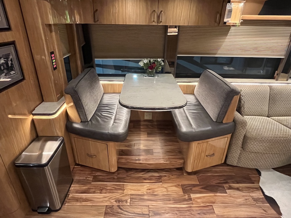 2008 Prevost Marathon H3-45 For Sale