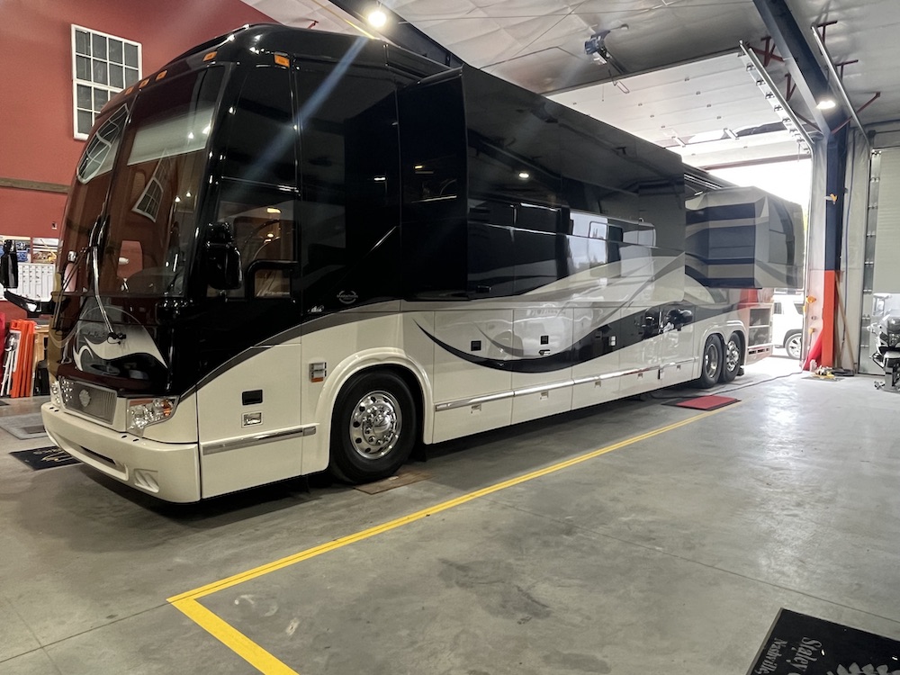 2008 Prevost Marathon H3-45 For Sale