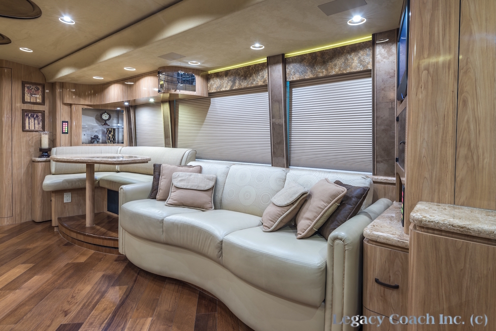 2008 Prevost Marathon H3-45 For Sale