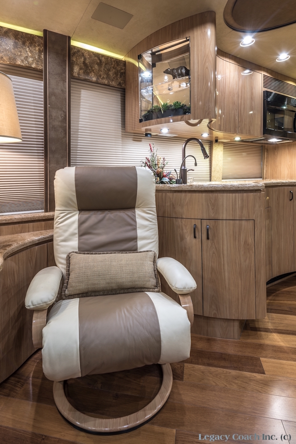 2008 Prevost Marathon H3-45 For Sale