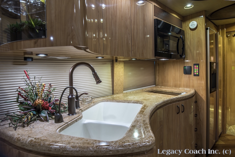 2008 Prevost Marathon H3-45 For Sale