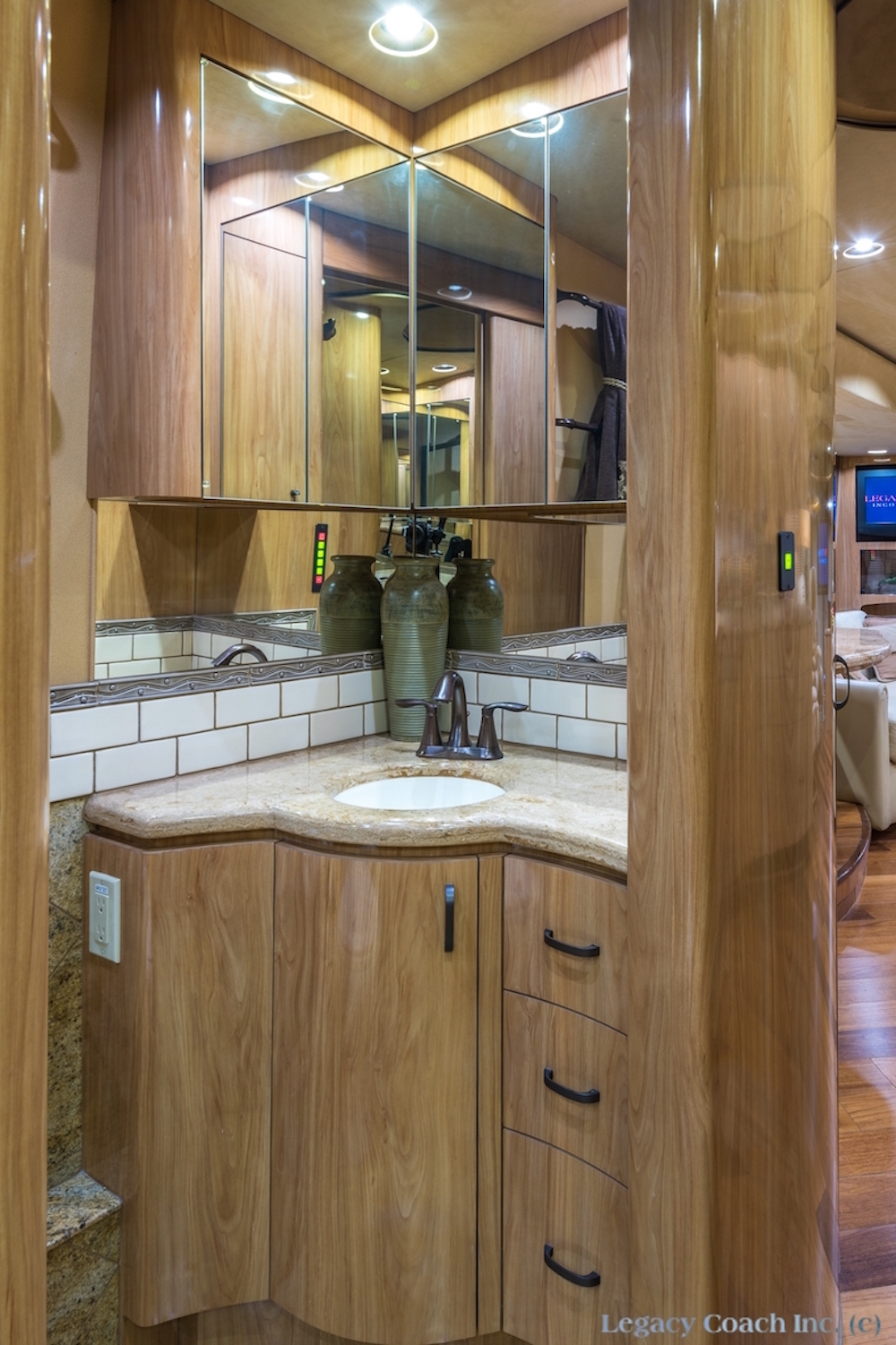 2008 Prevost Marathon H3-45 For Sale