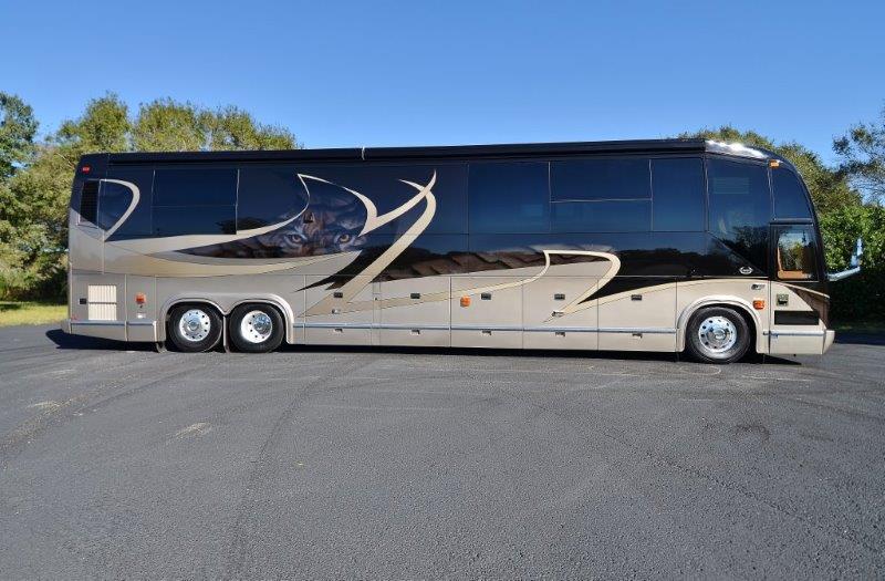 2008 Prevost Marathon H3-45 Triple Slide For Sale