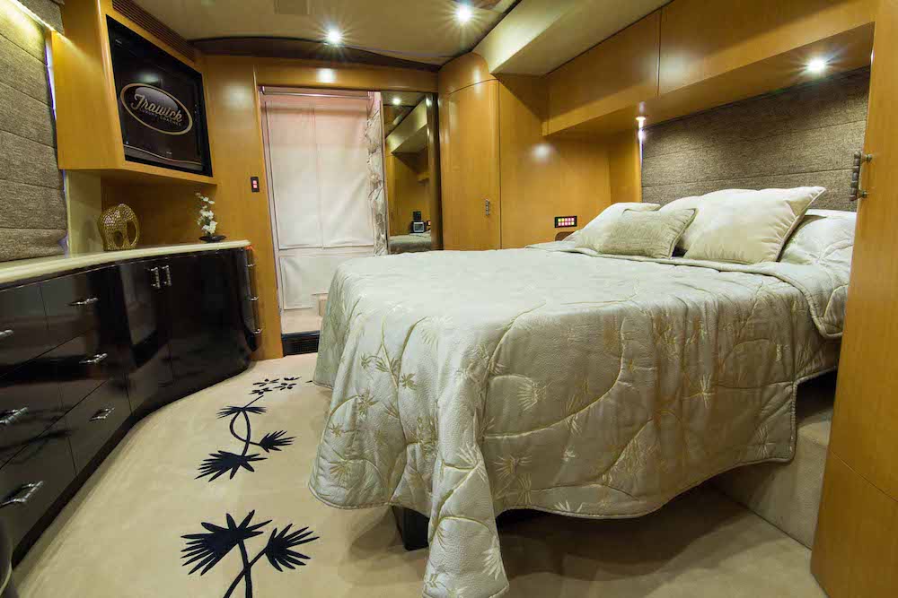 2008 Prevost Marathon H3-45 For Sale