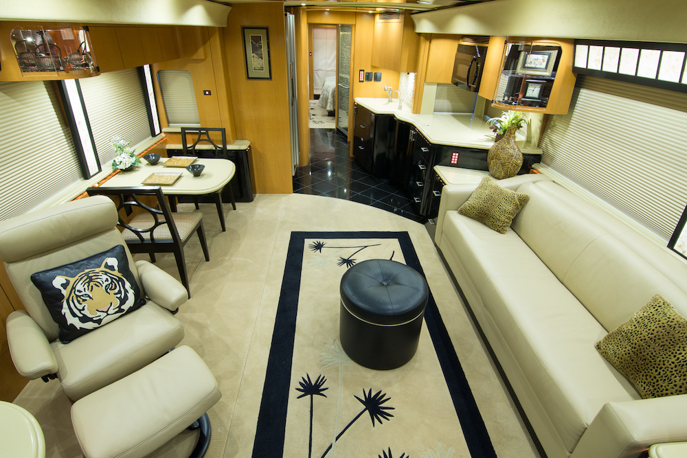 2008 Prevost Marathon H3-45 For Sale