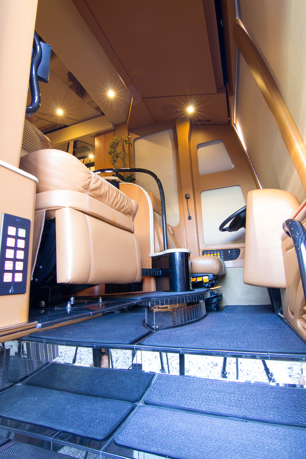 2008 Prevost Marathon H3-45 For Sale