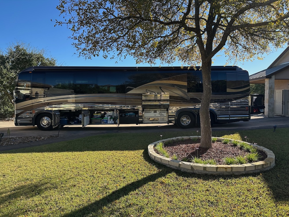 2008 Prevost Marathon XLII For Sale