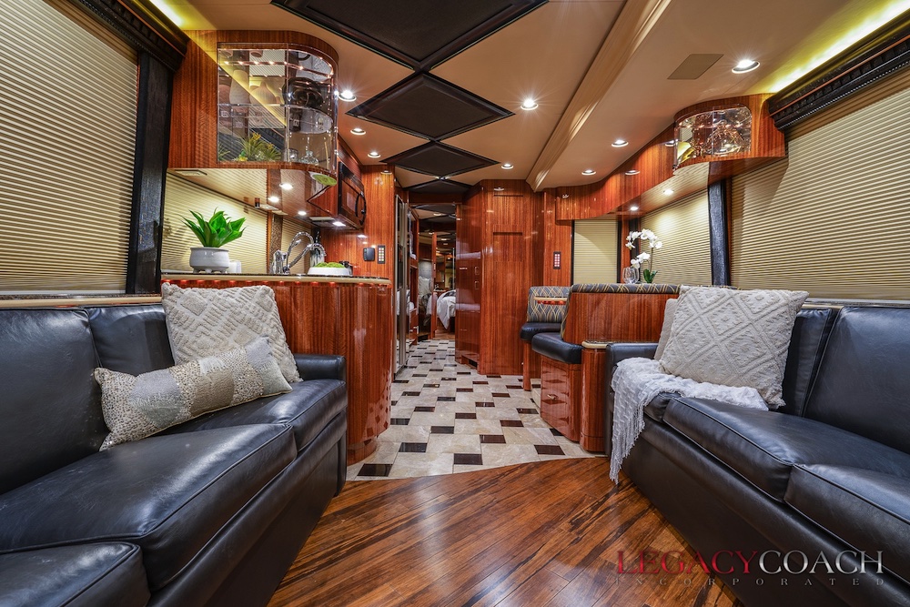 2008 Prevost Marathon XLII For Sale