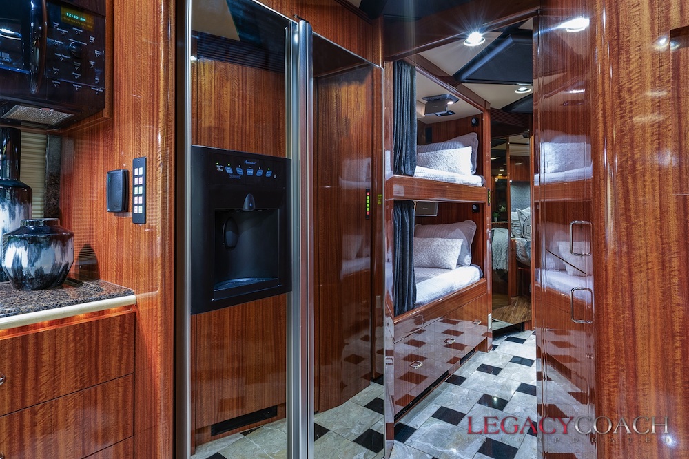 2008 Prevost Marathon XLII For Sale