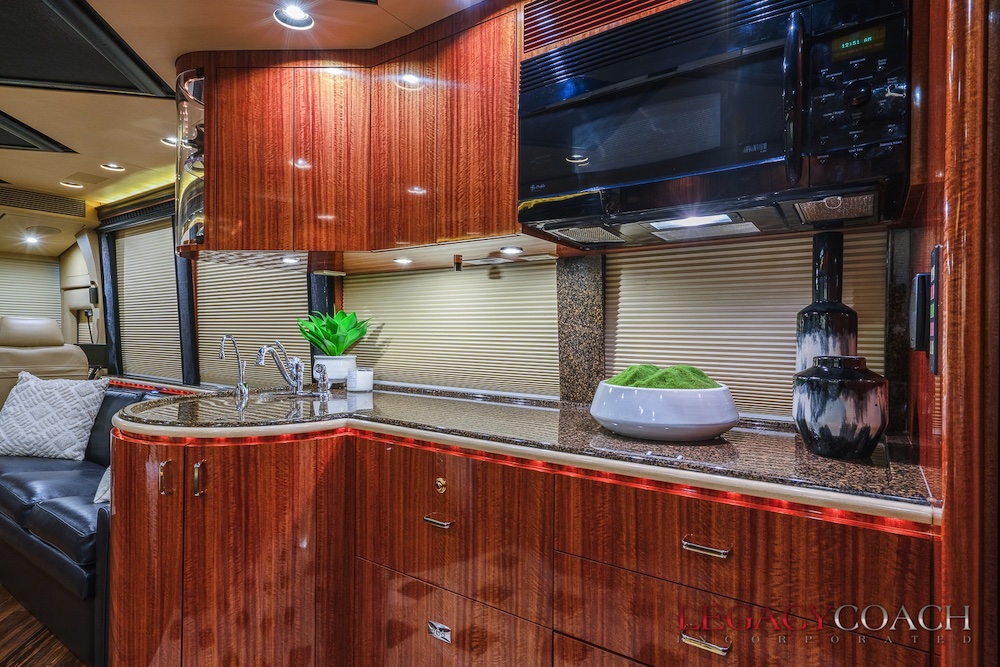 2008 Prevost Marathon XLII For Sale