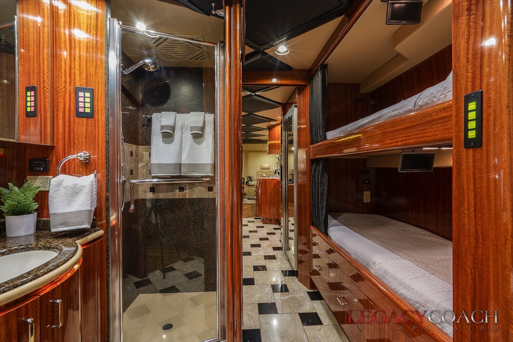 2008 Prevost Marathon XLII For Sale