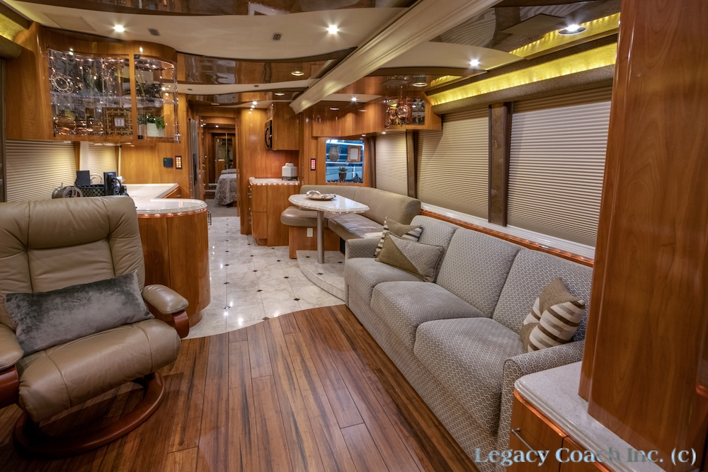 2008 Prevost Marathon XLII For Sale