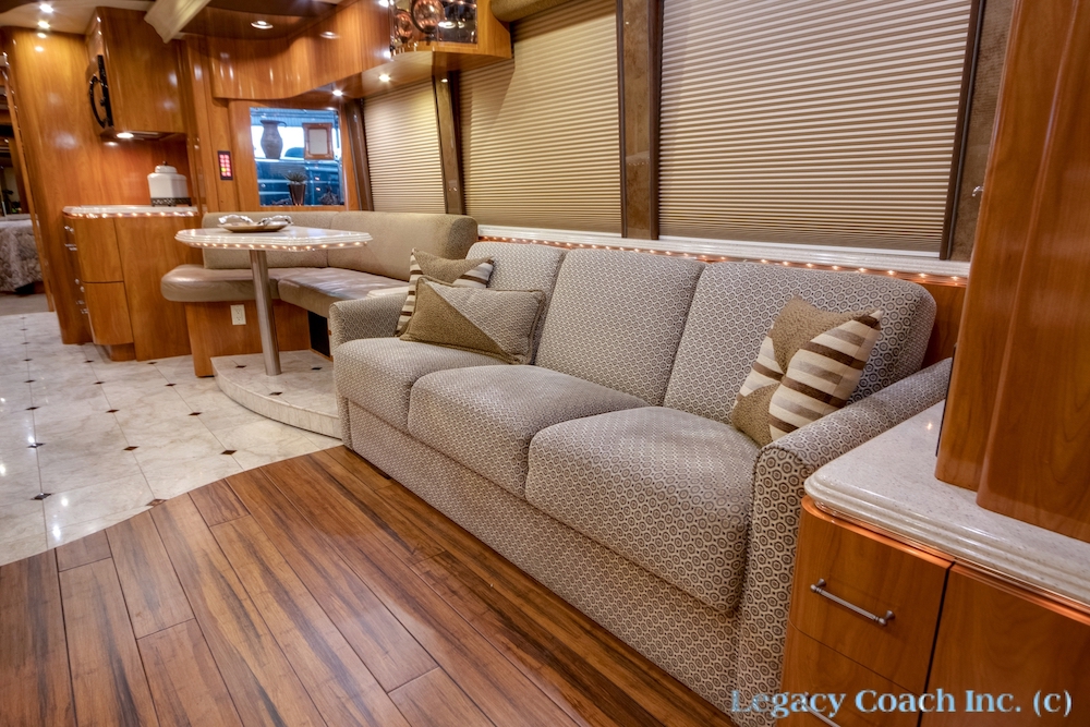 2008 Prevost Marathon XLII For Sale