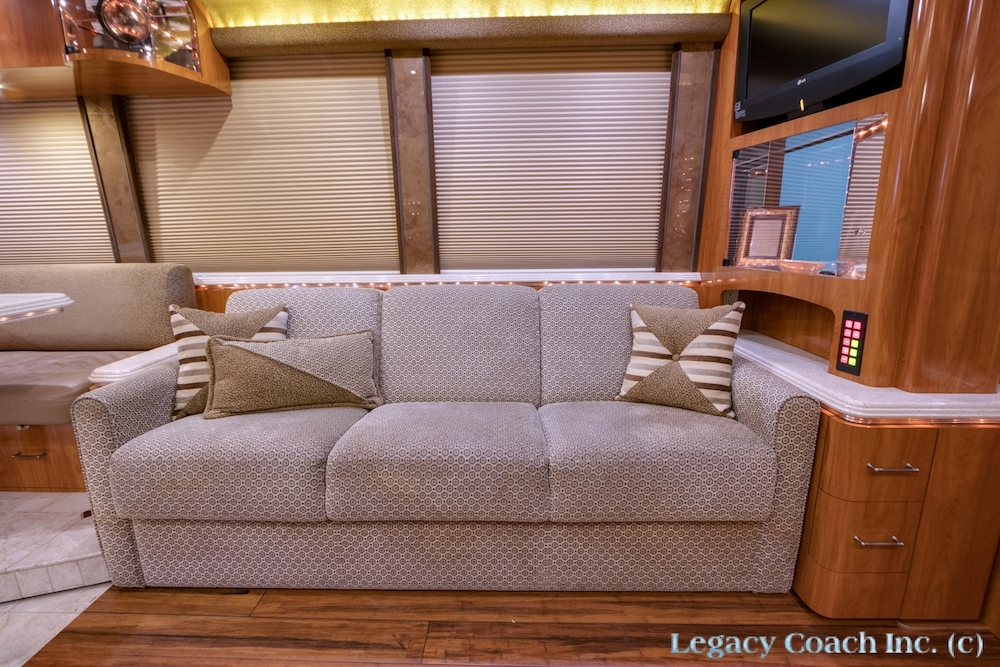 2008 Prevost Marathon XLII For Sale