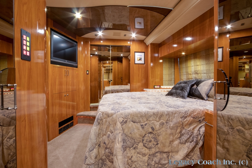 2008 Prevost Marathon XLII For Sale