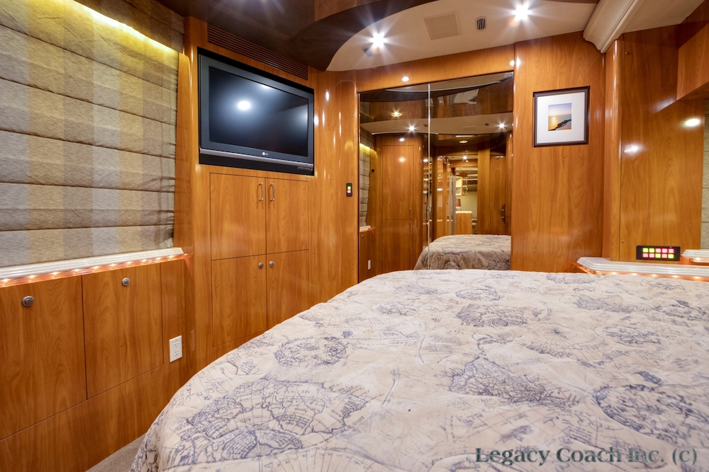 2008 Prevost Marathon XLII For Sale