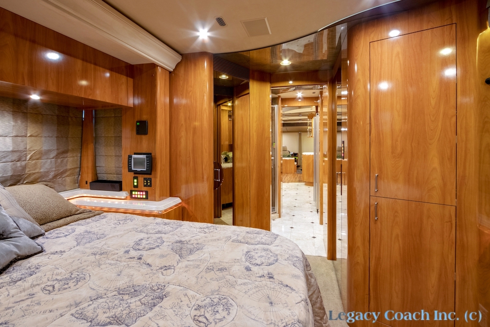 2008 Prevost Marathon XLII For Sale